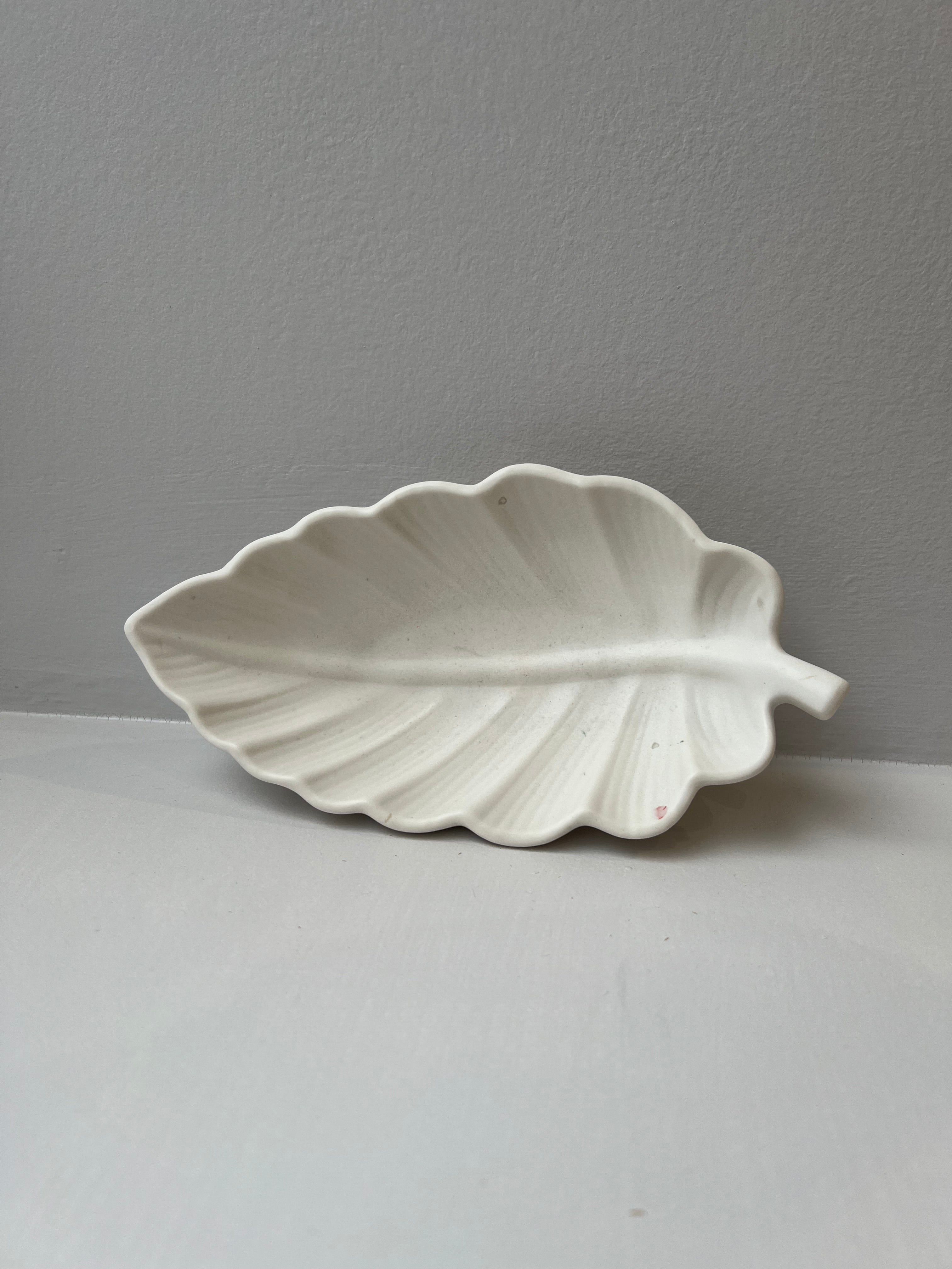 JESMONITE AUTUMN LEAF DISH